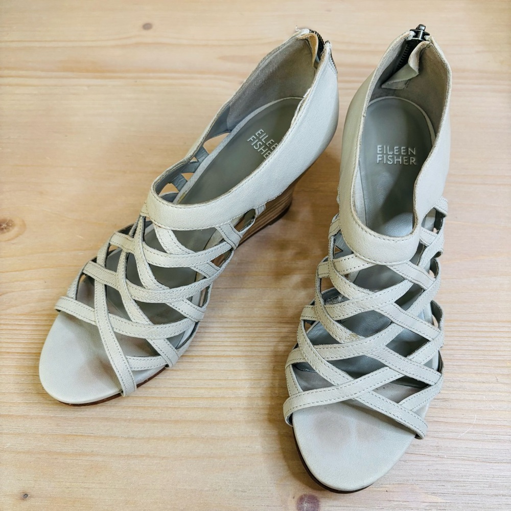 Eileen Fisher Women’s Sandals Size 7 – Gray Neutral Leather Strappy Wedge Heels‎